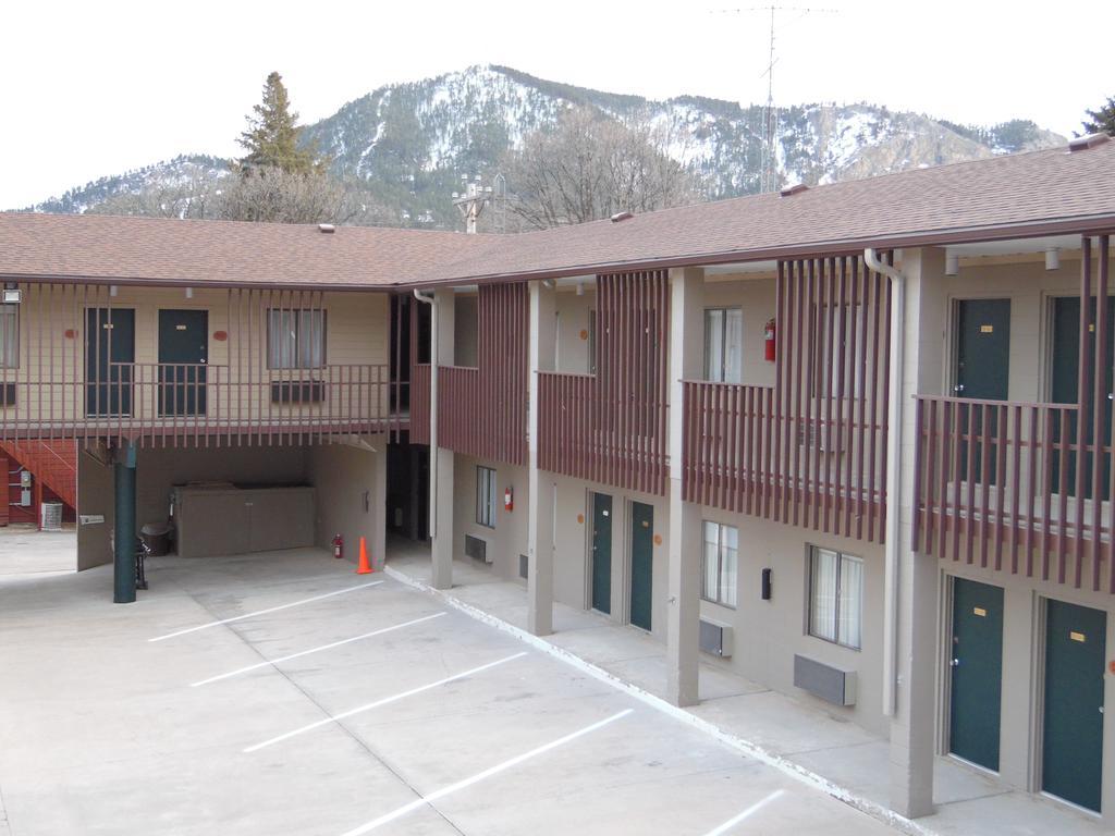 Bear Lodge Motel Sundance Exteriér fotografie